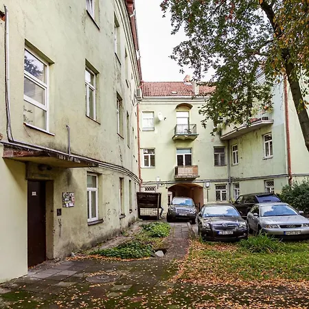 Apartment Silent Old Town Studio By Houseys